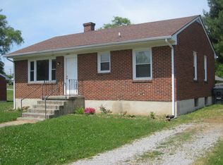 2027 Dansbury Dr NW, Roanoke, VA 24017