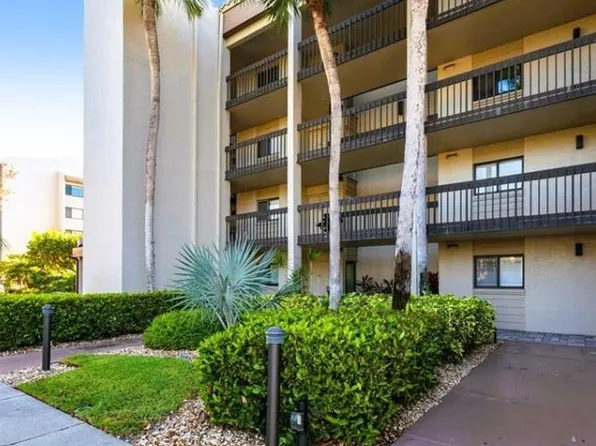 4240 Steamboat BEND #401, FORT MYERS, FL 33919