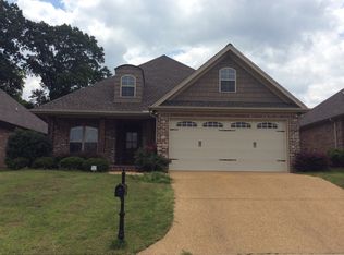 115 Edwin, Starkville, MS 39759