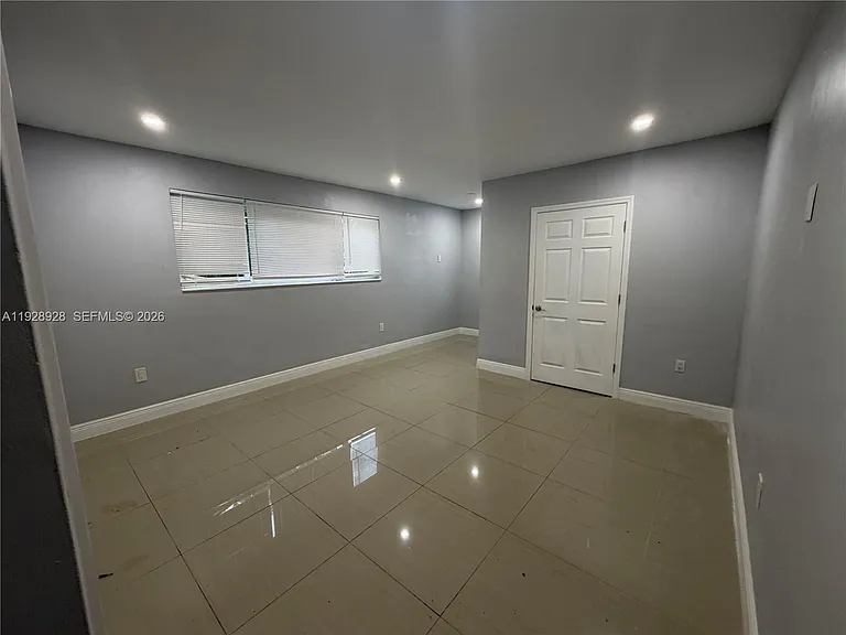 45 NW 99th St — Photo 15