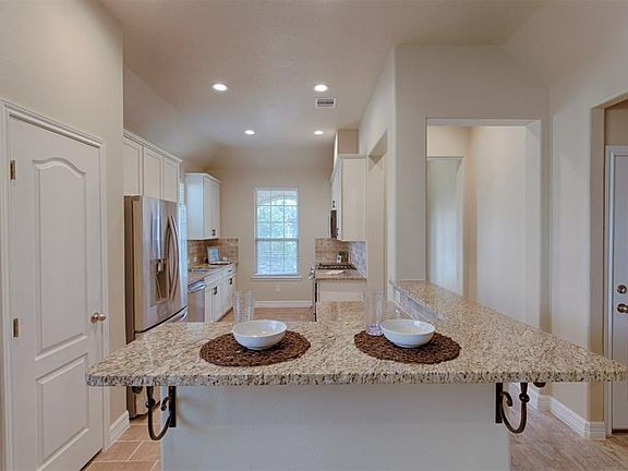 5th image of 110 Wood Drake Pl