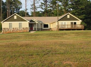 150 Benton Rd, Covington, GA 30016