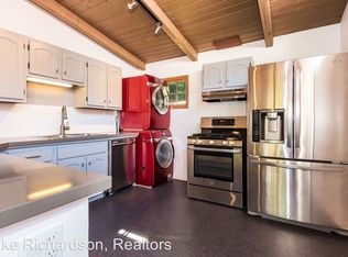 941 Fellowship Rd, Santa Barbara, CA 93109