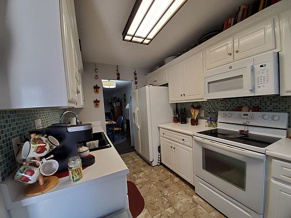 4th image of 105 Wisteria Ct