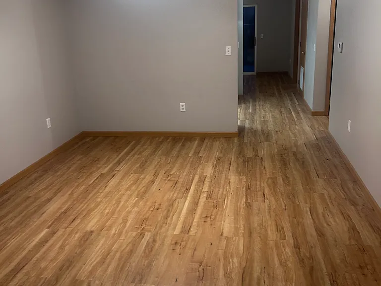 406 W Pine St — Photo 6