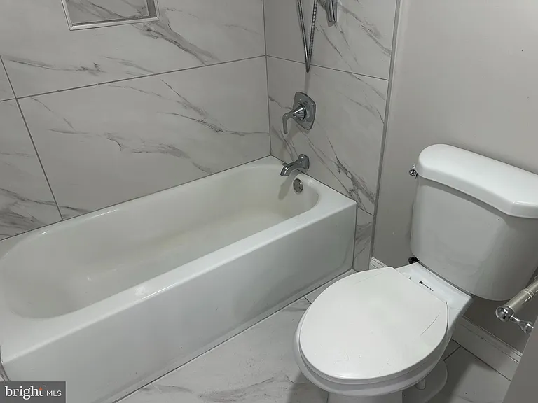 301 N Beauregard St #209 — Photo 12