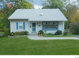 72 N Magnolia St, Pearl River, NY 10965