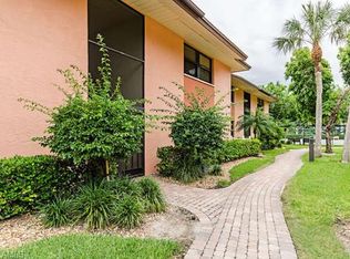 1508 Mainsail Dr APT 8, Naples, FL 34114