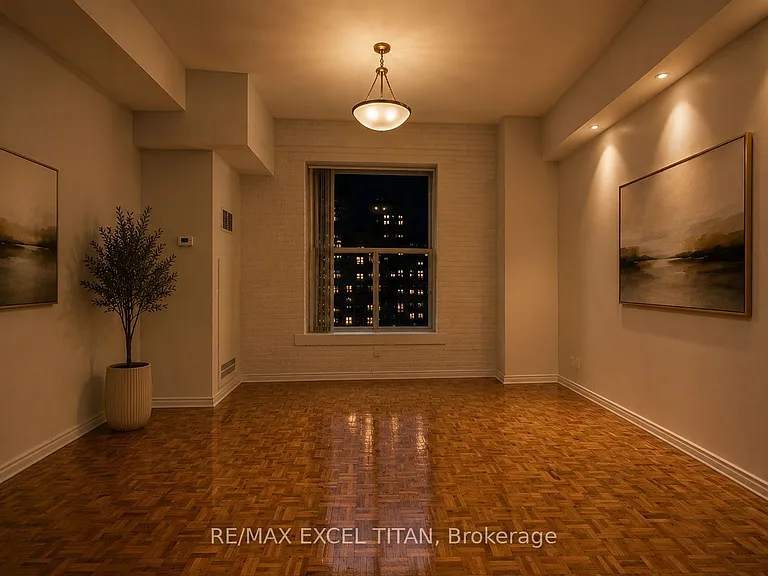 1401 Dupont St #128 — Photo 3