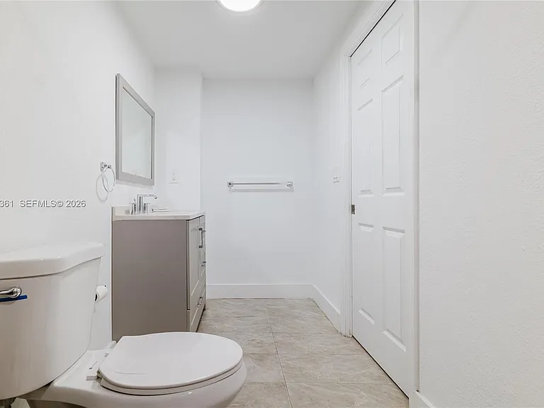 6130 Flagler St — Photo 13