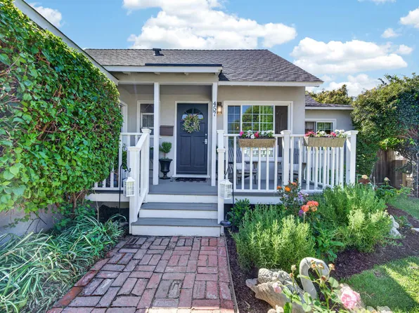457 Valmore Ave, Ventura, CA 93003