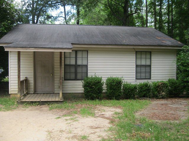 1st image of 105 Adria Ln