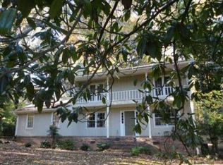 1569 Briarwood Ln, Lilburn, GA 30047