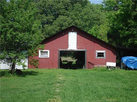 3rd image of 4335 McFadden Dr