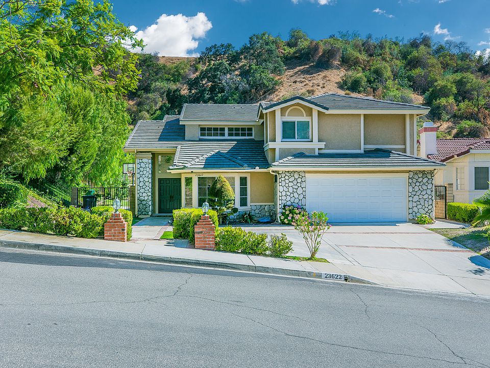 1st image of 23622 Chandelle Pl