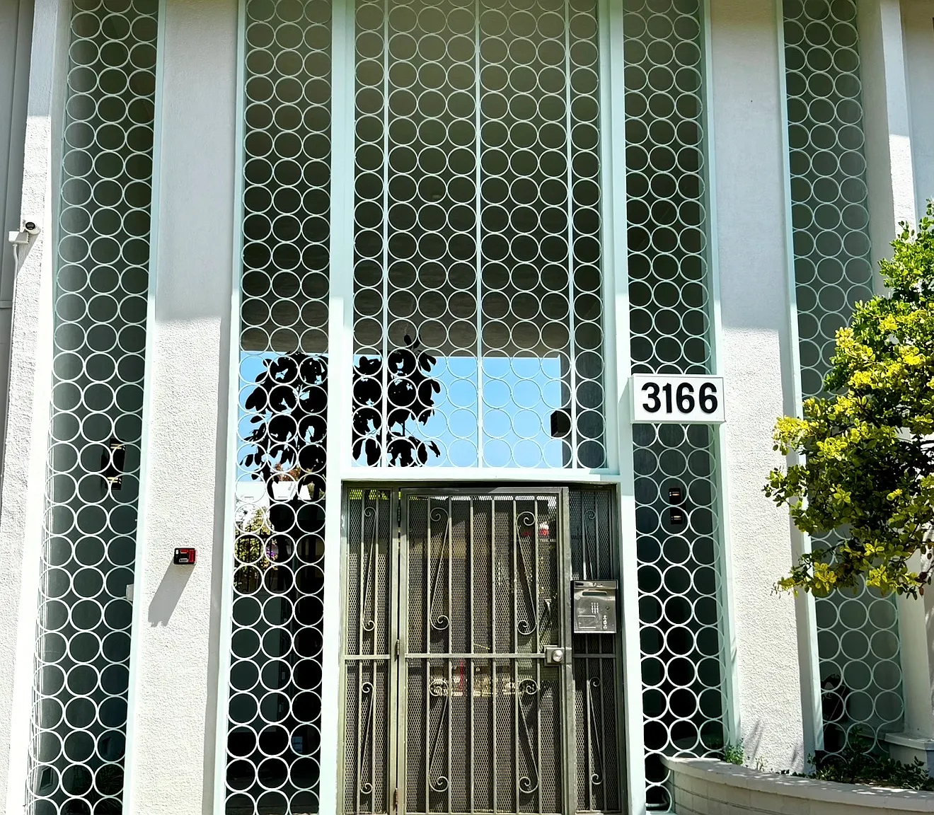 3166 S Sepulveda Blvd — Photo 3