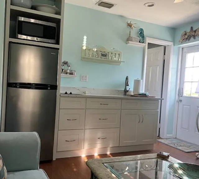 2025 Date Palm Ave — Photo 3