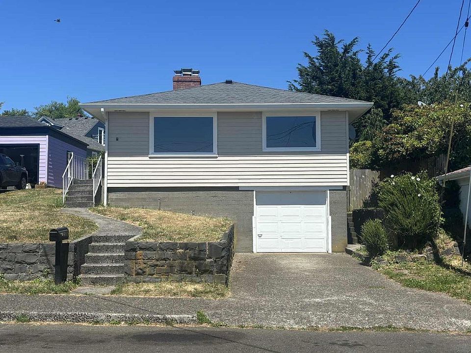 1st image of 322 Pleasant Ave