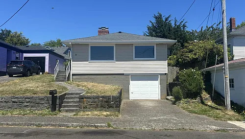 322 Pleasant Ave Photo 1