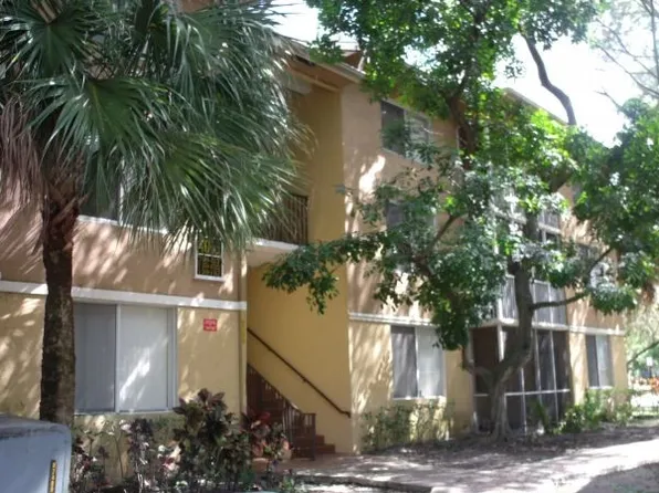 4045 W McNab Rd #102G, Pompano Beach, FL 33069