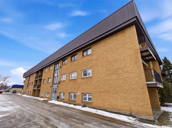 4341 Rae Street #3, Regina, SK S4S 3B2