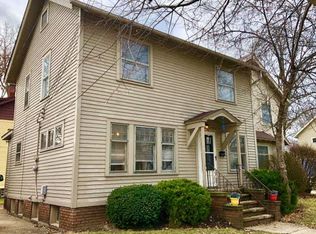 1294 Thoreau Rd, Lakewood, OH 44107