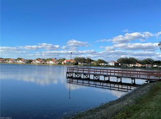 685 Windsor Sq SE #101, Naples, FL 34104