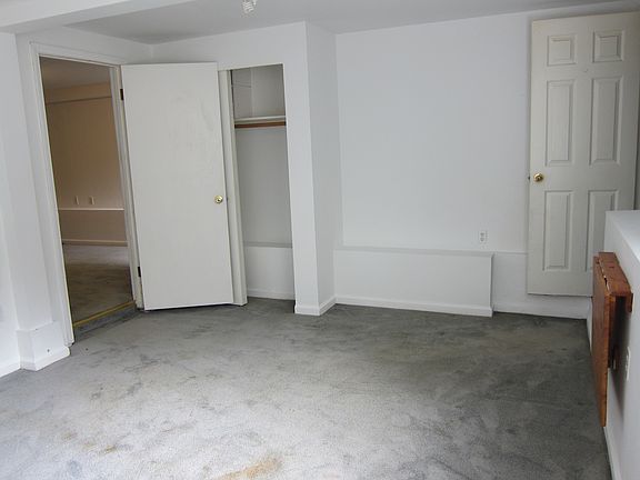 room 2 (another view)