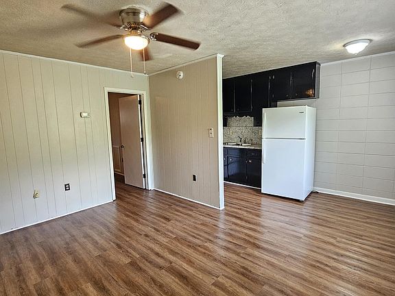 2nd image of 1509 Branch St APT 8