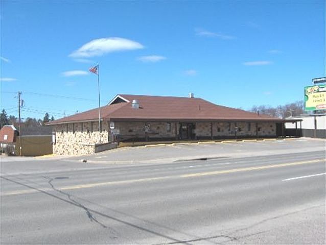 1st image of 1238 Carpenter Ave