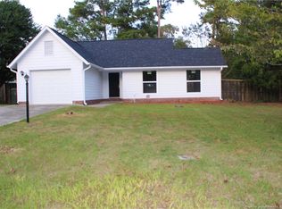 935 Rim Rd, Fayetteville, NC 28314