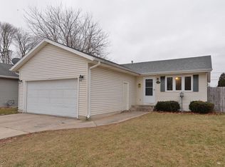 1826 Deane Blvd, Racine, WI 53403