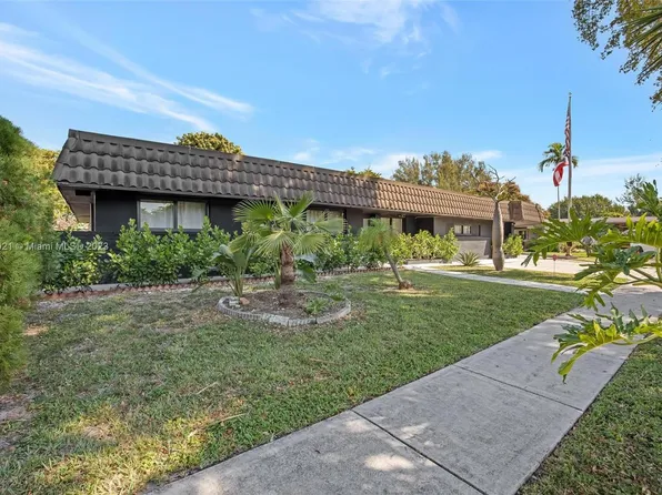 315 NE 122nd St, North Miami, FL 33161