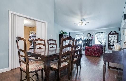 5th image of 4425 Hale St