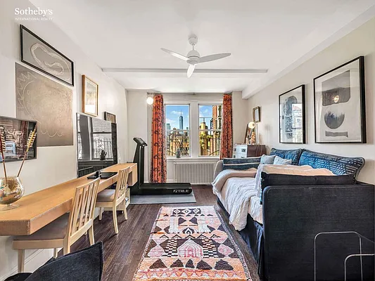 Rented by Sotheby's International Realty | media 33