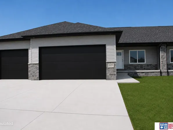 9429 S 82nd St, Lincoln, NE 68516
