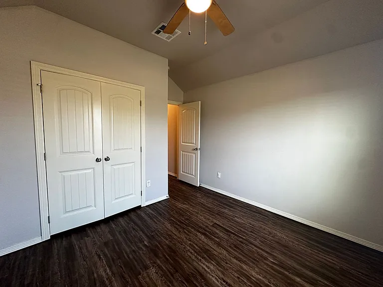 2316 Alta Vista Ln — Photo 29
