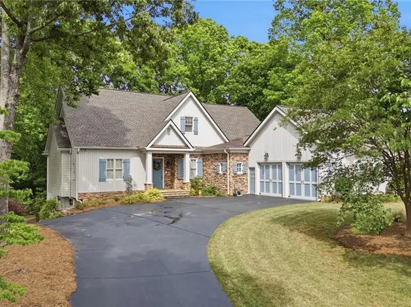 447 Night Fire Dr, Dawsonville, GA 30534