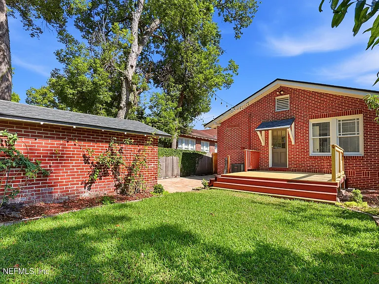 2614 Dellwood Ave — Photo 1