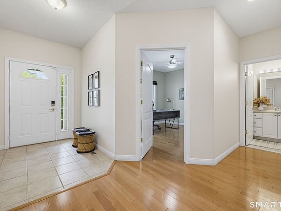 4th image of 175 Oliver Way #175