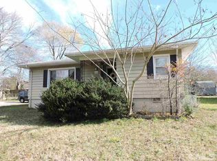 612 Lakeshore Dr, Hillsborough, NC 27278