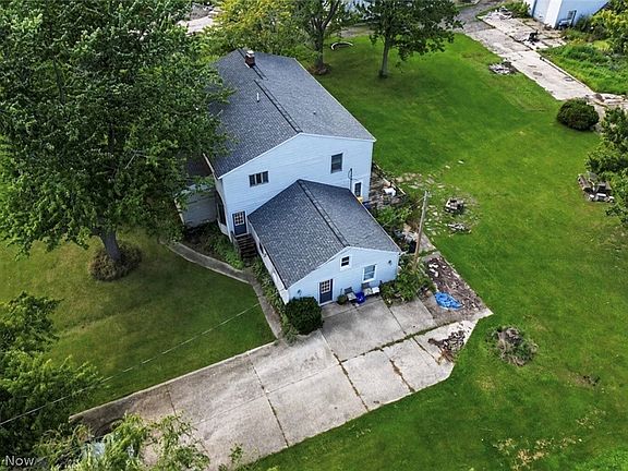 3rd image of 34700 Royalton Rd