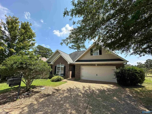 115 Briarwood Ln, Glencoe, AL 35905