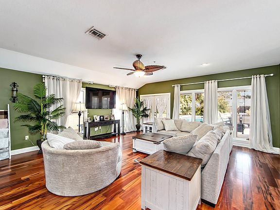 5th image of 4011 Kerr Dr