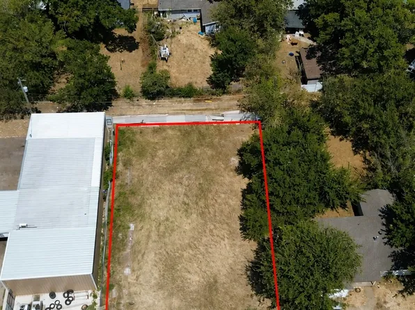 4209 Eastland St, Fort Worth, TX 76119