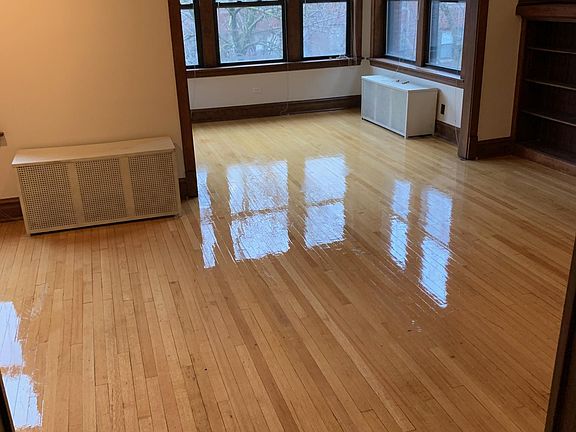 3rd image of 7727 N Marshfield Ave #2