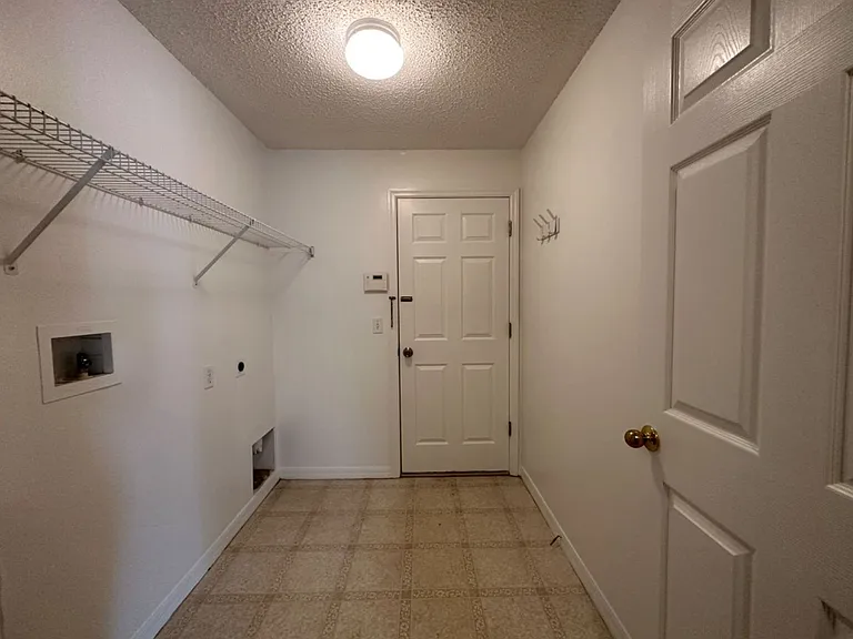 2932 Foraker Way — Photo 22
