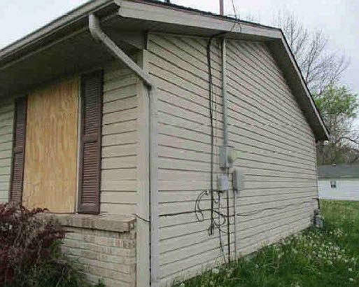 2nd image of 407 Washington Ave