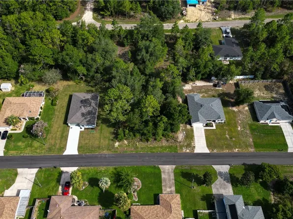 7909 N Sarazen Dr, Citrus Springs, FL 34434