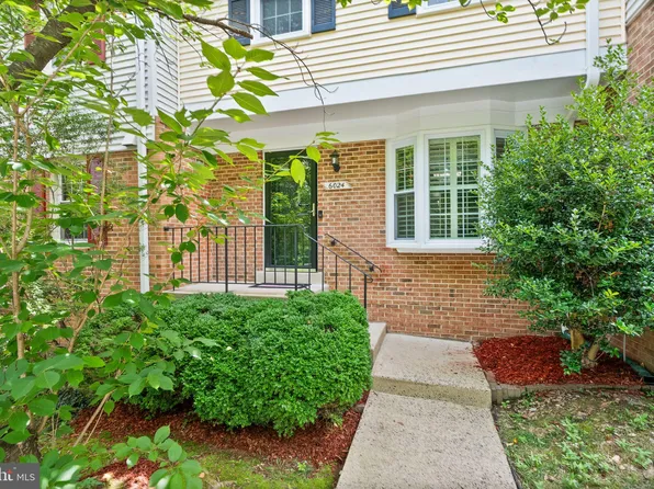 6024 Crown Royal Cir, Alexandria, VA 22310